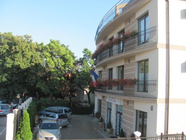Hotel Bulevard Oradea Exterior photo
